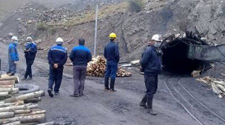 На севере Ирана около семи человек погибли из-за отравления газом в шахте