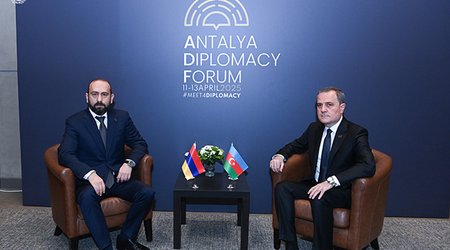 Azərbaycan və Ermənistan XİN rəhbərləri görüşüb