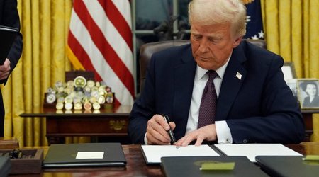 Трамп допустил введение 25% пошлин на фармацевтическую продукцию