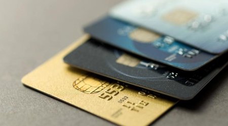 Ötən gün Bank kartlarından 21 min manatdan çox pul oğurlanıb