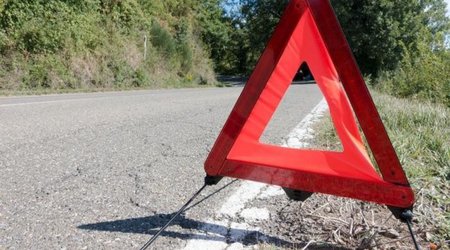 Kəlbəcərdə yük və minik avtomobilləri toqquşub, ölən var