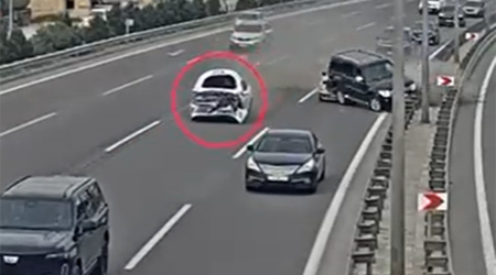 Aeroport yolunda qəza olub - Video