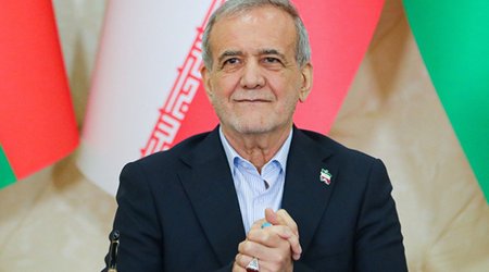 İran Prezidenti Bakıda Şəhriyarın şeirini oxuyub - Video