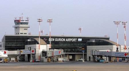 Авиакомпании приостанавливают рейсы в аэропорт Тель-Авива после ракетного удара