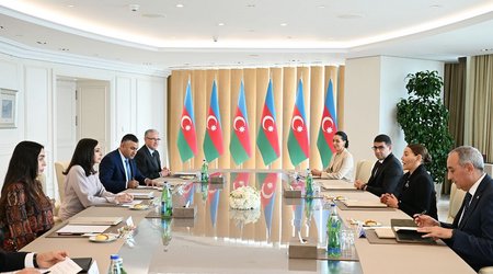 Mehriban Aliyeva meets with Princess of Morocco