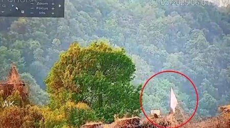 Indian army raises white flag at LoC post in Kashmir – Daily Pakistan