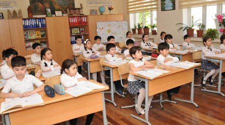 Sabahdan şagirdlərin yerdəyişməsi müvəqqəti dayandırılacaq
