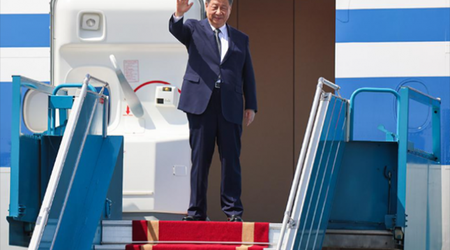 Si Cinpin Rusiyaya səfər edib