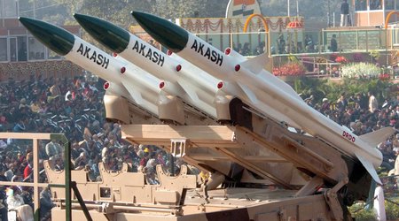 Hindistan Ermənistana 710 milyon dollarlıq silah göndərir