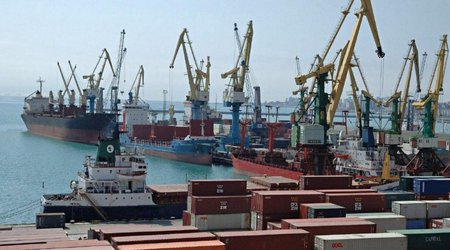 Azərbaycanda dəniz nəqliyyatı ilə yük daşımaları 13 %-ə yaxın artıb