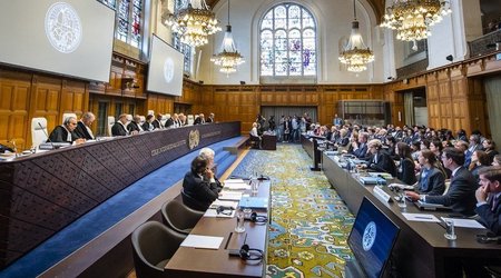 Fransa BMT məhkəməsində İrana qarşı iddia qaldırıb