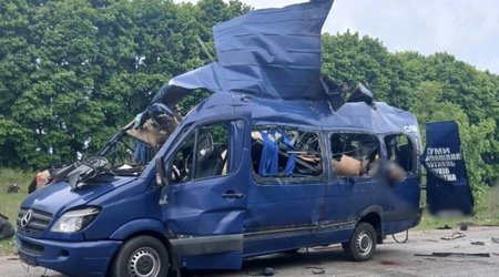 Россия атаковала автобус беспилотником: множество жертв