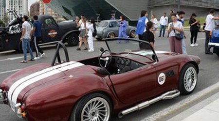 В столице проходит выставка классических автомобилей