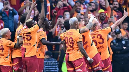 “Qalatasaray” 25-ci dəfə Türkiyə çempionu olub