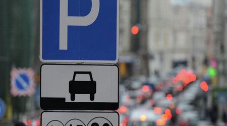 Bakıda parklanma məntəqələrinin sayı azaldılıb