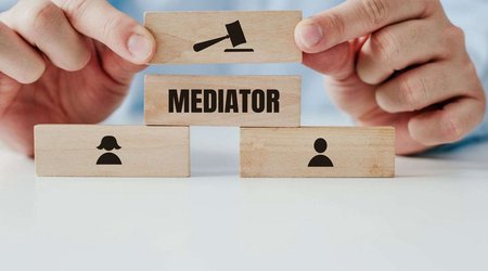 Azərbaycanda mediator ola bilməyən şəxslərin dairəsi genişləndirilib - SİYAHI