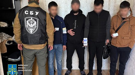 Əcnəbilər üçün saxta nikah təşkil edən azərbaycanlılar saxlanılıb