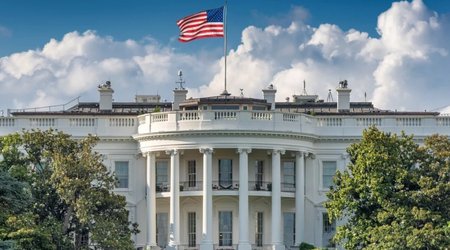 В США отстранили около 100 сотрудников Совета нацбезопасности Белого дома