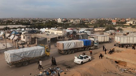 Al Jazeera: Израиль с 21 мая пропустил в сектор Газа 100 грузовиков