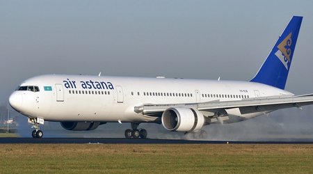 В Баку торжественно встретили первый рейс Air Astana из казахстанского Атырау
