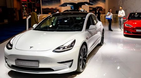 СМИ: Трамп планирует продать свой Tesla