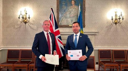 Казахстан и Британия подписали план военного сотрудничества