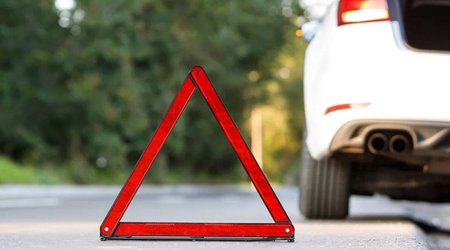 В Астаре автомобиль сбил мужчину с сыном