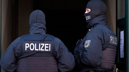Avstriyada məktəbə silahlı hücum edən şəxsin erməni kökü bəlli olub