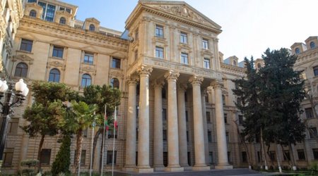 XİN Azərbaycan vətəndaşlarına İrana səfərdən çəkinmələrini tövsiyə edib
