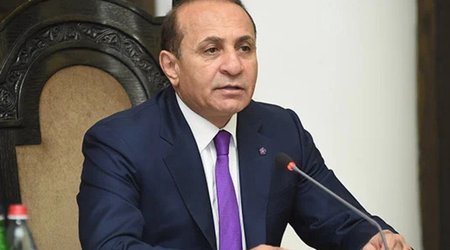 Экс-премьер Армении под домашним арестом