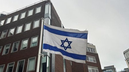 Израиль призвал иранцев покинуть районы около мест производства оружия
