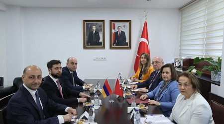 Türkiyə və Ermənistan XİN rəsmiləri Ankarada görüşüb
