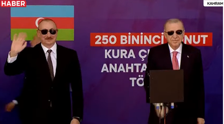 Prezidentlər“Azərbaycan Məhəlləsi”nı açdı