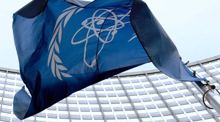 Иран приостанавливает сотрудничество с МАГАТЭ