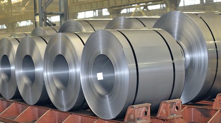 Канада ввела налог в 50% на импорт стали из стран без договора свободной торговли