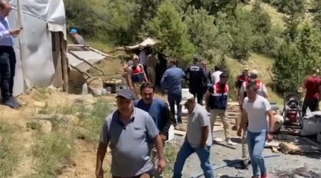 Türkiyədə daş karxanasında uçqun olub, ölən və yaralananlar var