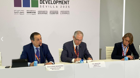 Sevilyada İnkişafın Maliyyələşdirilməsi üzrə Qlobal Konfransı Azərbaycan təşviq edib
