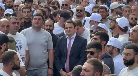 В Ереване началась акция в поддержку Самвела Карапетяна