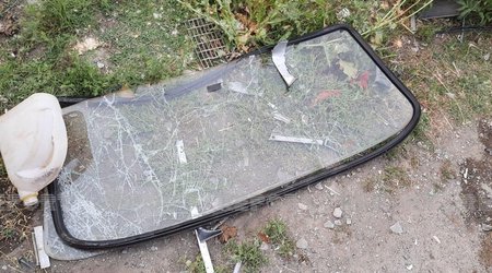 Qazaxda minik avtomobili aşıb, ölən var