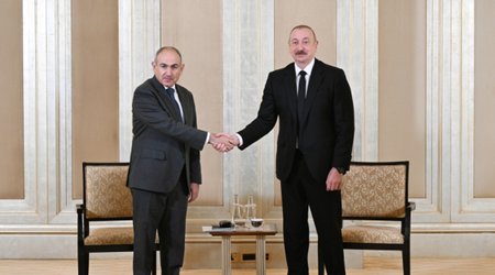 Armenia calls Abu Dhabi meeting with Azerbaijan a success