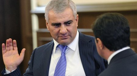 В Армении ищут способ продлить арест Карапетяна