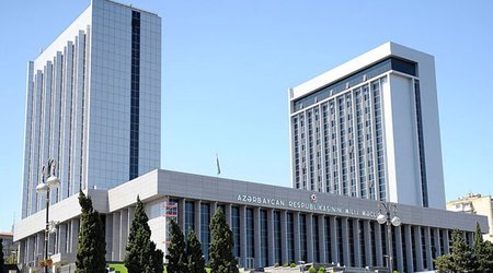 Milli Məclisin növbədənkənar sessiyasında 45 qanuna dəyişiklik edilib - İclaslar bitdi
