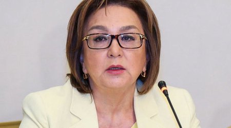 Rus bölməsində nəticələr bəzi fənlər üzrə daha yüksəkdir, lakin müəllim çatışmazlığı ciddi problemdir