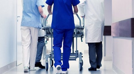 В Саатлы автомобиль сбил насмерть 68-летнюю женщину