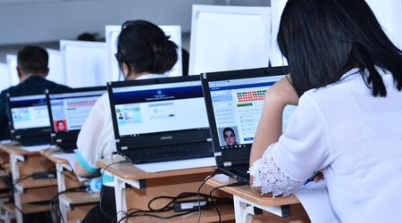Начинается выбор вакансий по приему на работу учителей