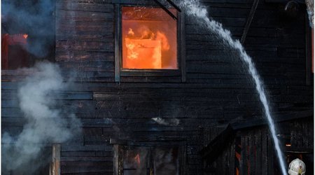 В Свердловской области при пожаре погибли трое детей