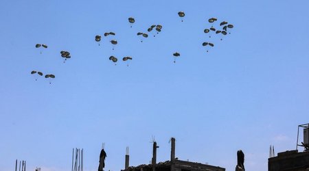 Шесть стран осуществили сброс гуманитарной помощи в Газу