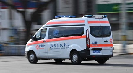 Пять человек погибли при обрушении подвесного моста в Китае