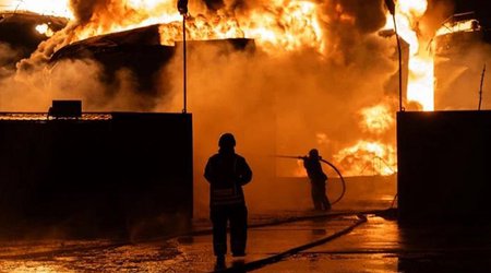 В результате удара ВС РФ по нефтебазе SOCAR в Одесской области четыре человека ранены