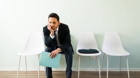Ölkədə qeydiyyatda olan işsizlərin sayı açıqlanıb